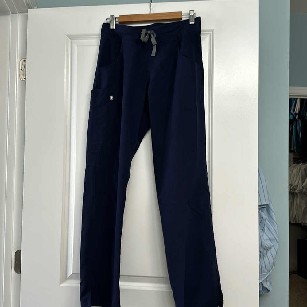 Size small Figs scrub pants